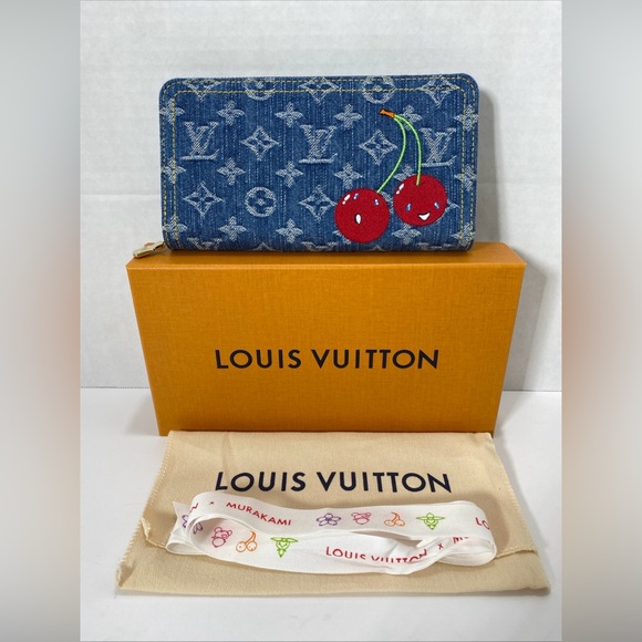 Louis Vuitton LV x TM CHERRY ZIPPY WALLET Murakami 20th Anniversary NEW NWT! - Picture 1 of 12